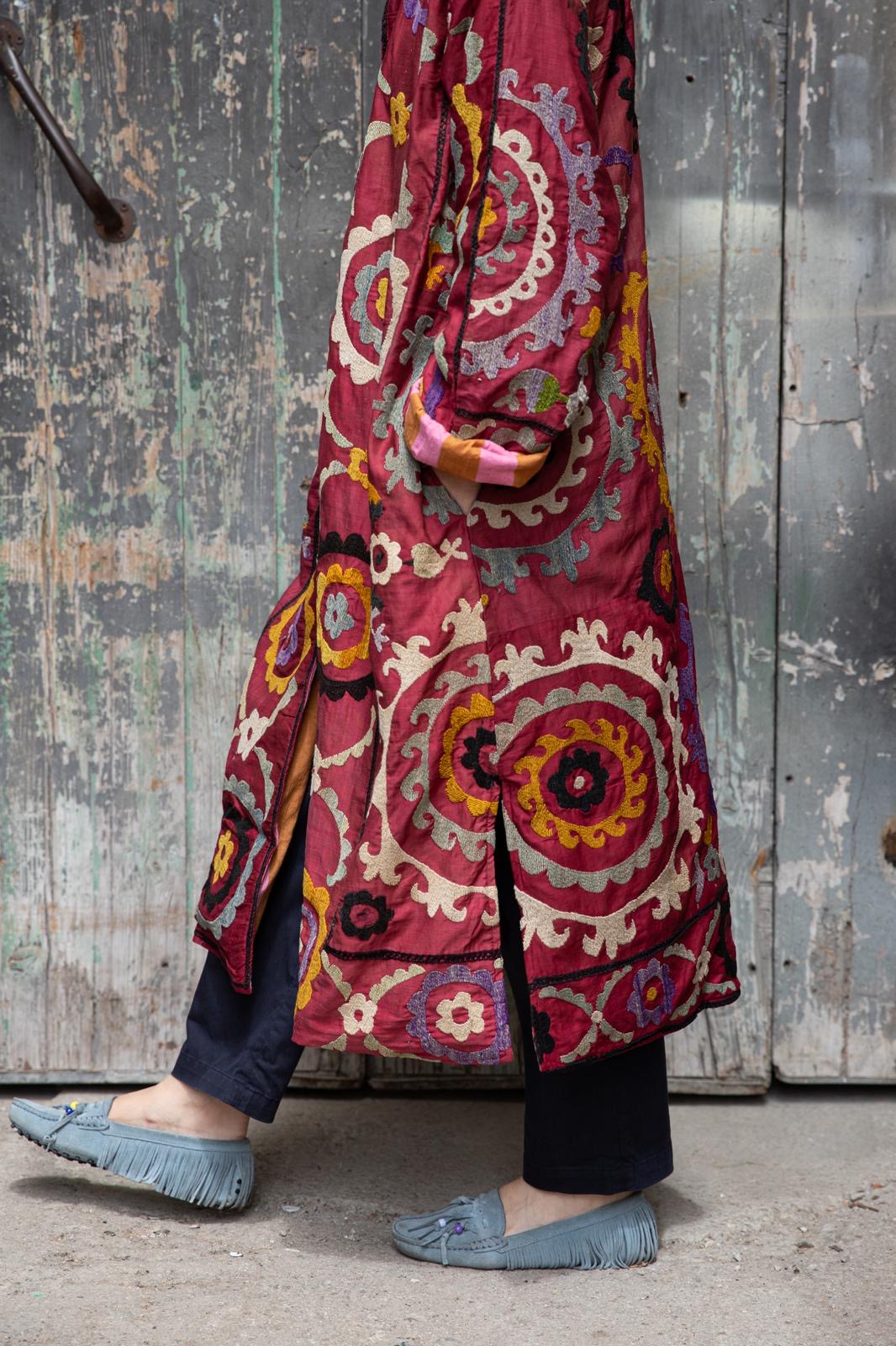 LONG VELVET SUZANI