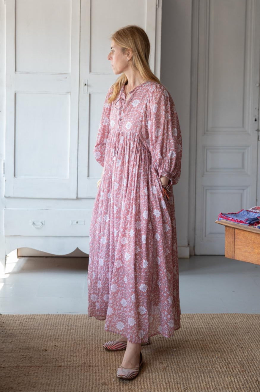 AISHA PINK