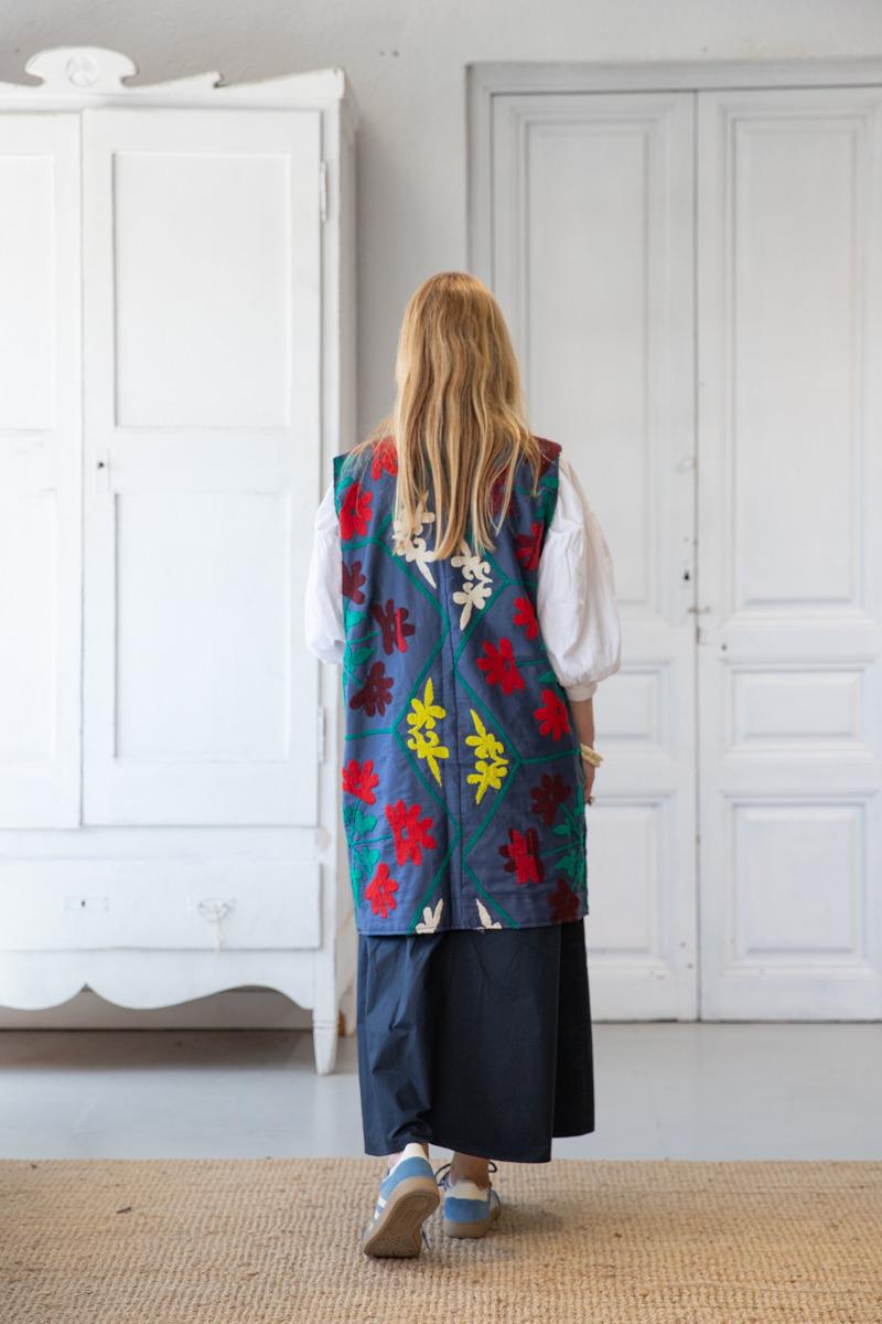 SUZANI VINTAGE VEST
