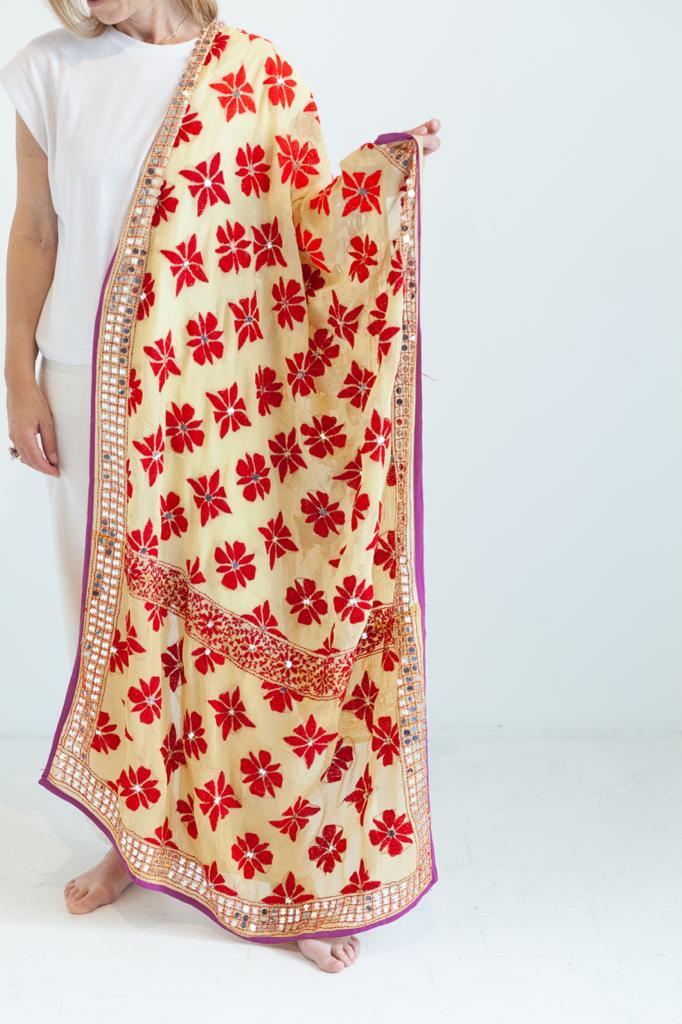 Shawl embroidered