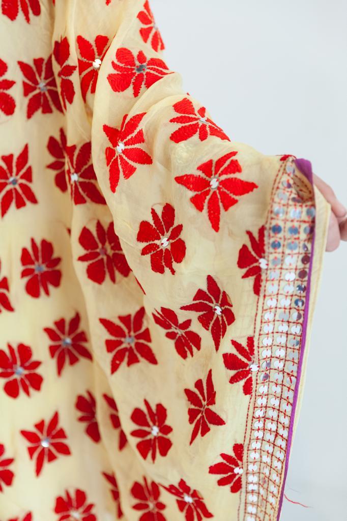 Shawl embroidered