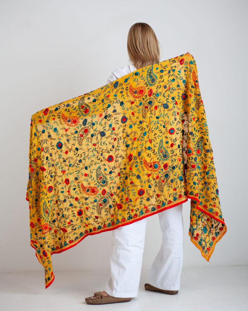 Shawl embroidered
