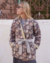 Load image into Gallery viewer, Quilted Kimono with belt
