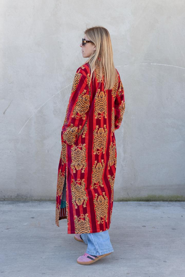 VELVET KIMONO