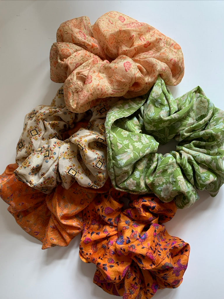 Silk Scrunchy - Sanjanaandme