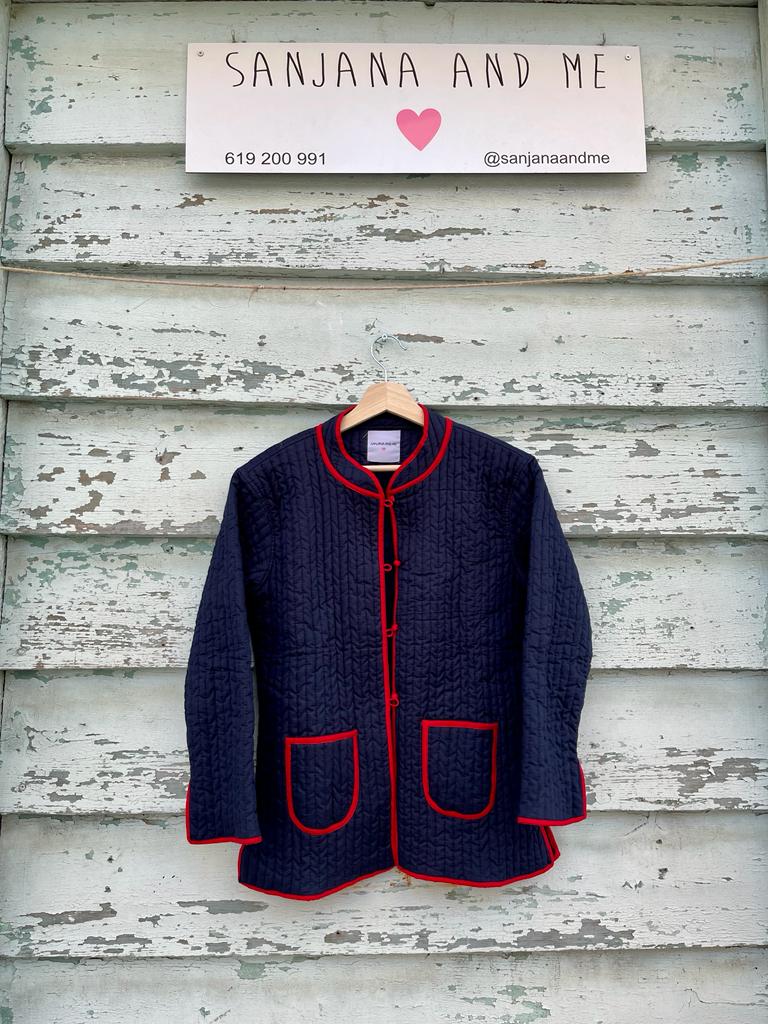 Short quilted jacket