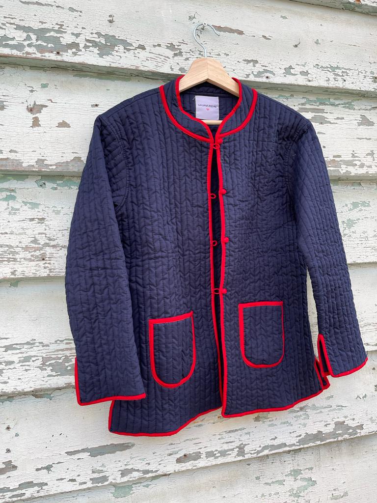 Short quilted jacket
