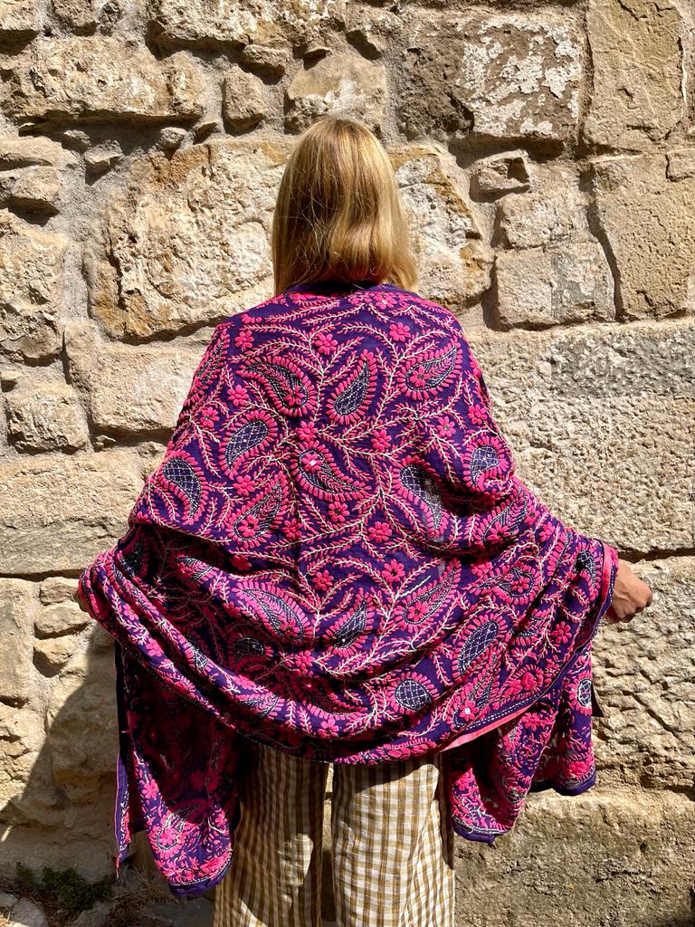 Shawl embroidered