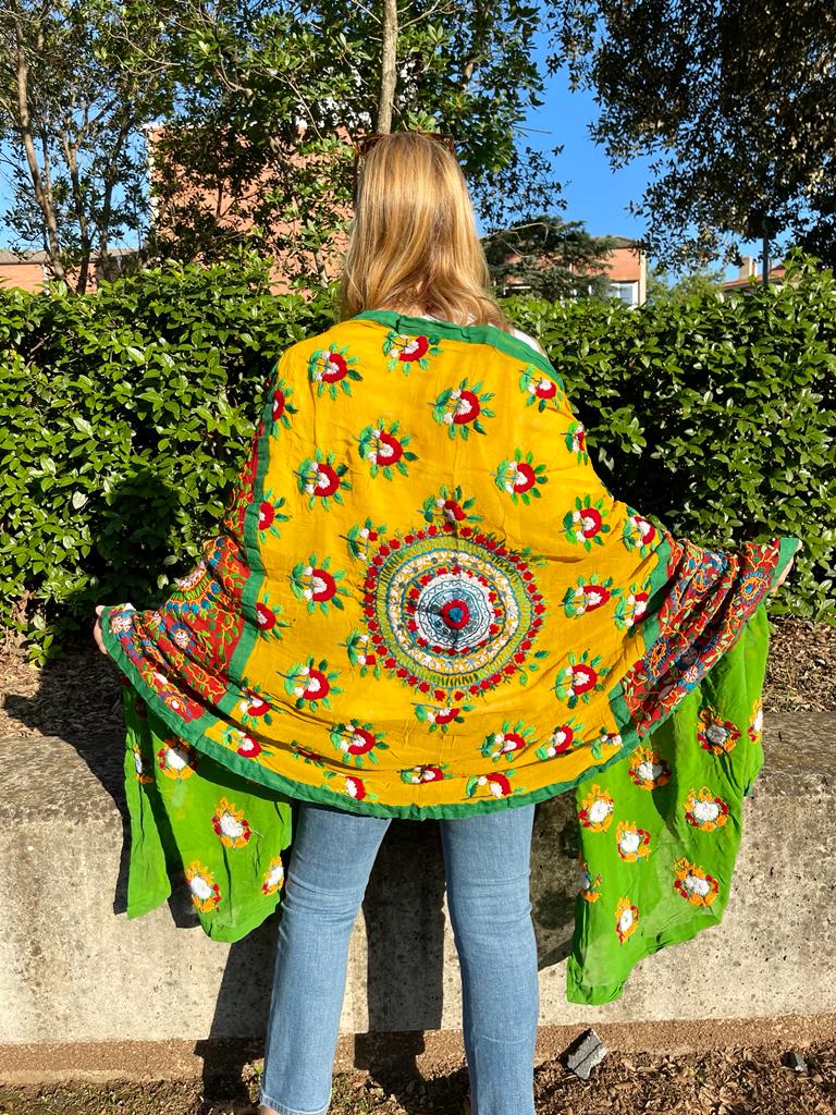 Shawl embroidered