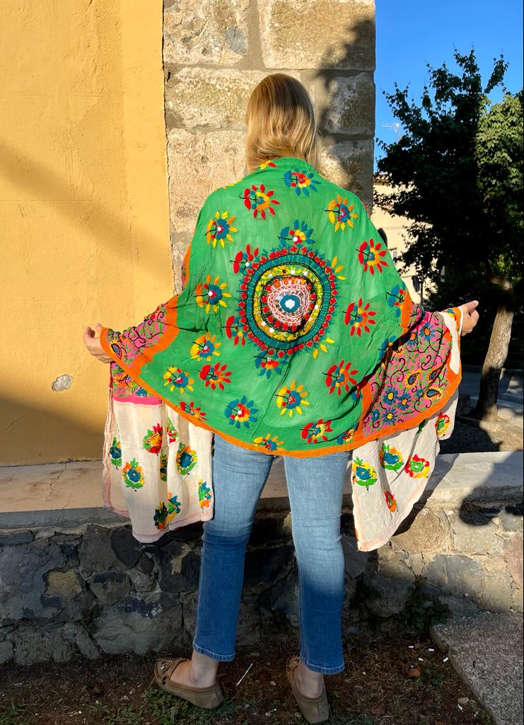 Shawl embroidered