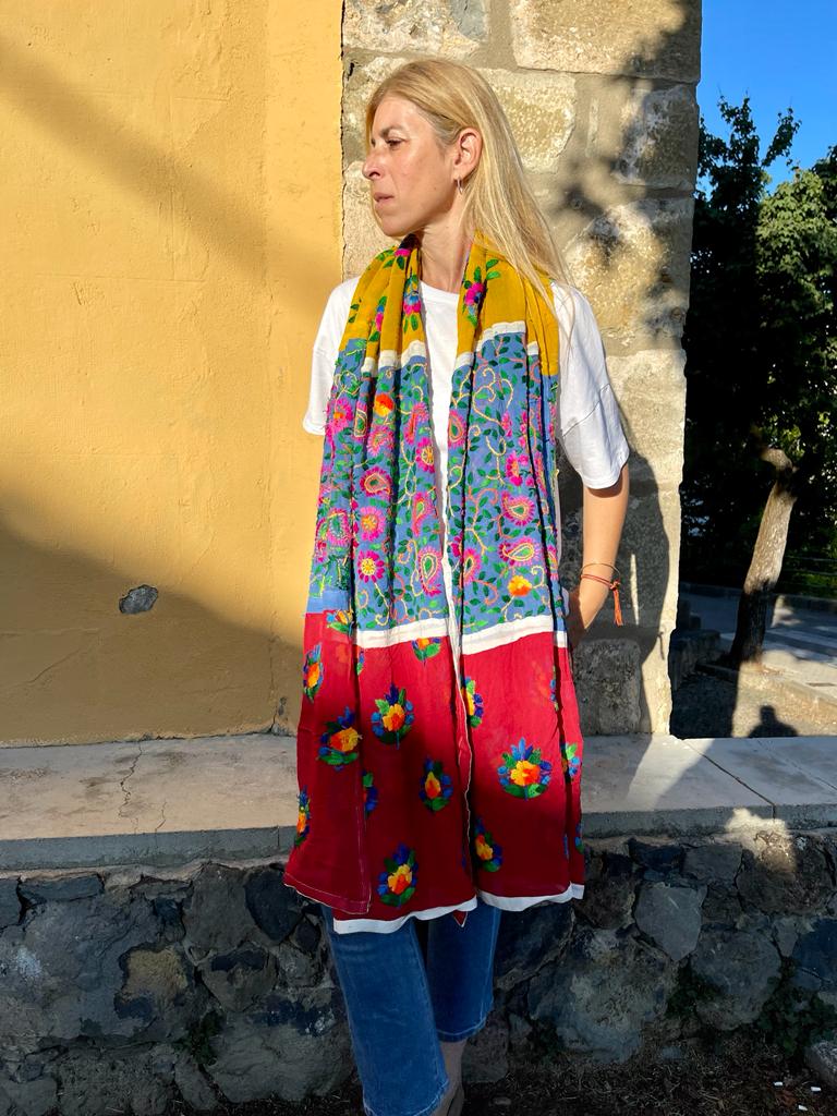 Shawl embroidered