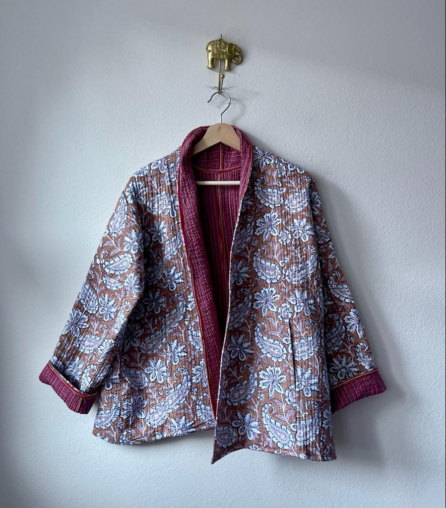 Quilted kimono reversible