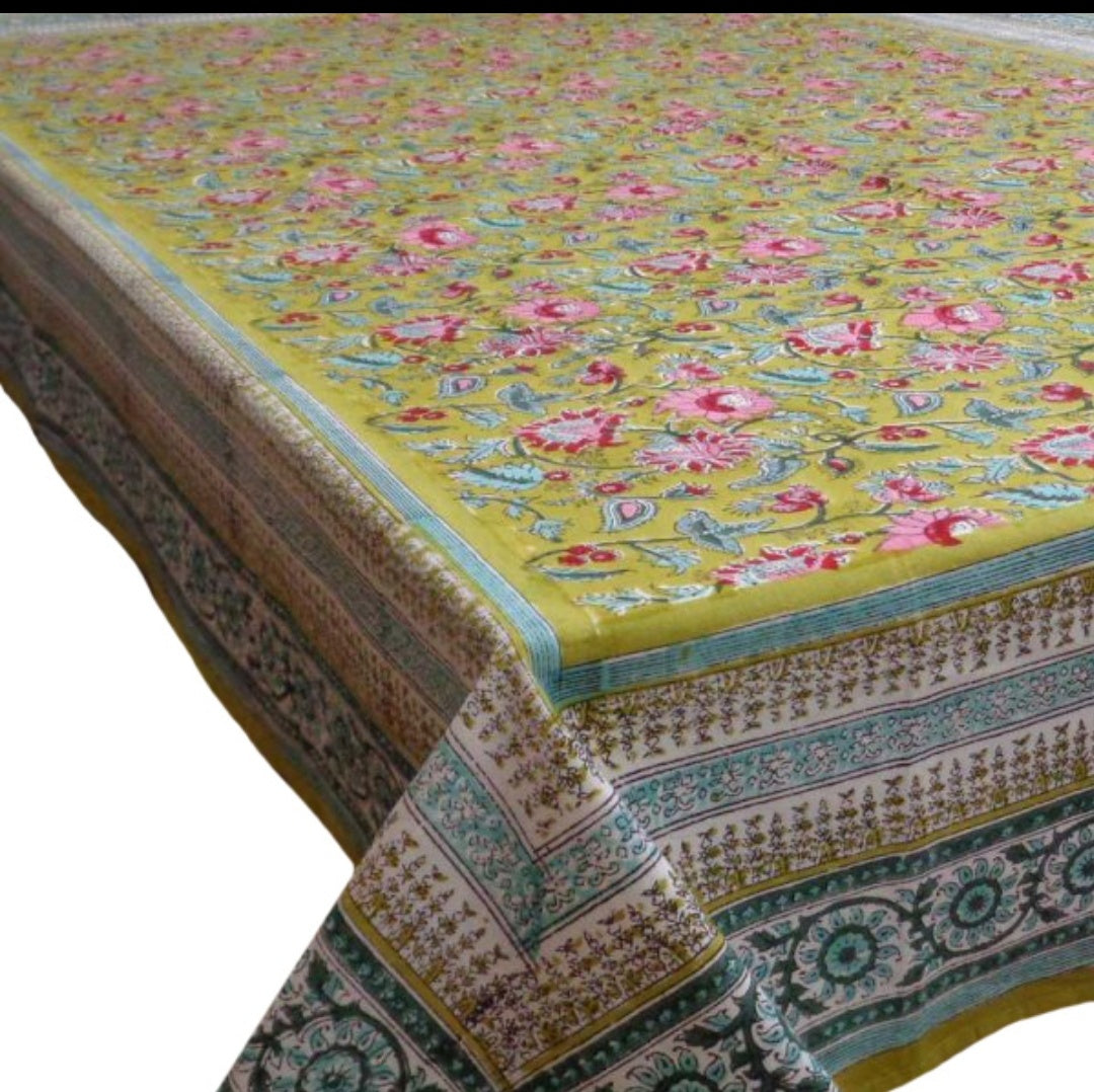 Block Print Table Cloth (150 cms X 150 cms. 4 comensales)