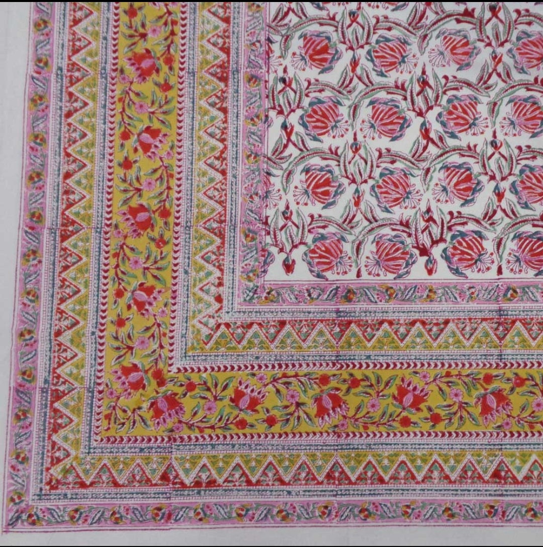 Block Print Table Cloth (150 cms X 150 cms. 4 comensales)