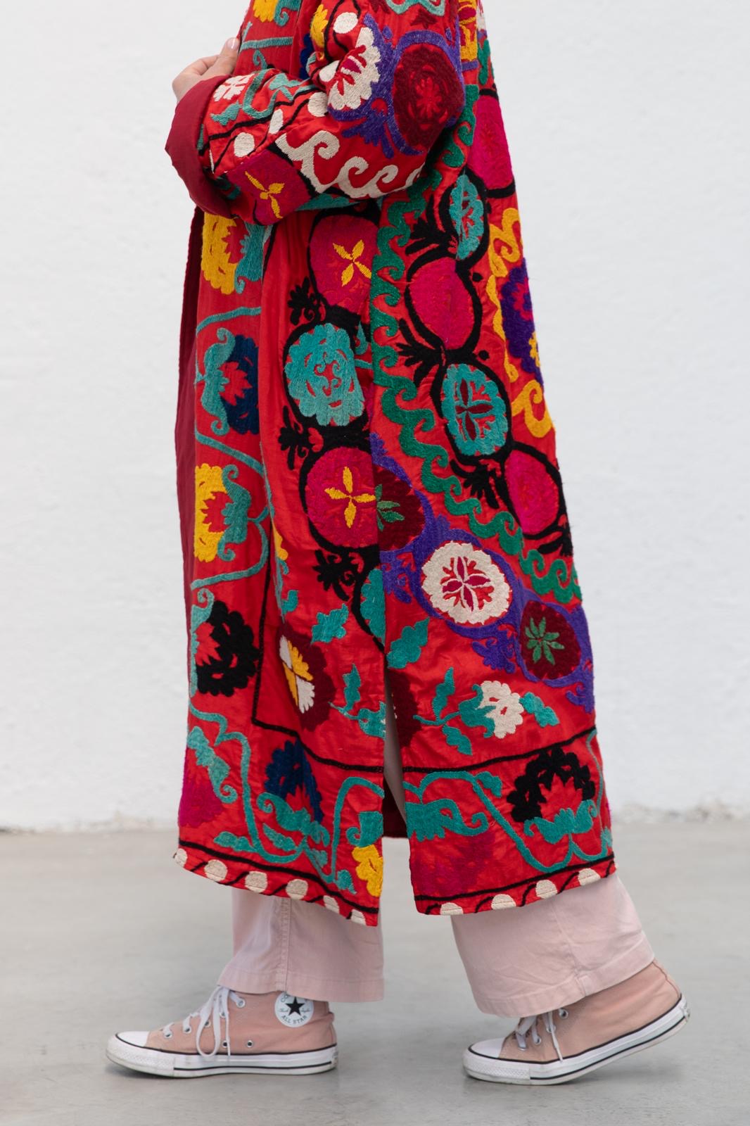 LONG SUZANI