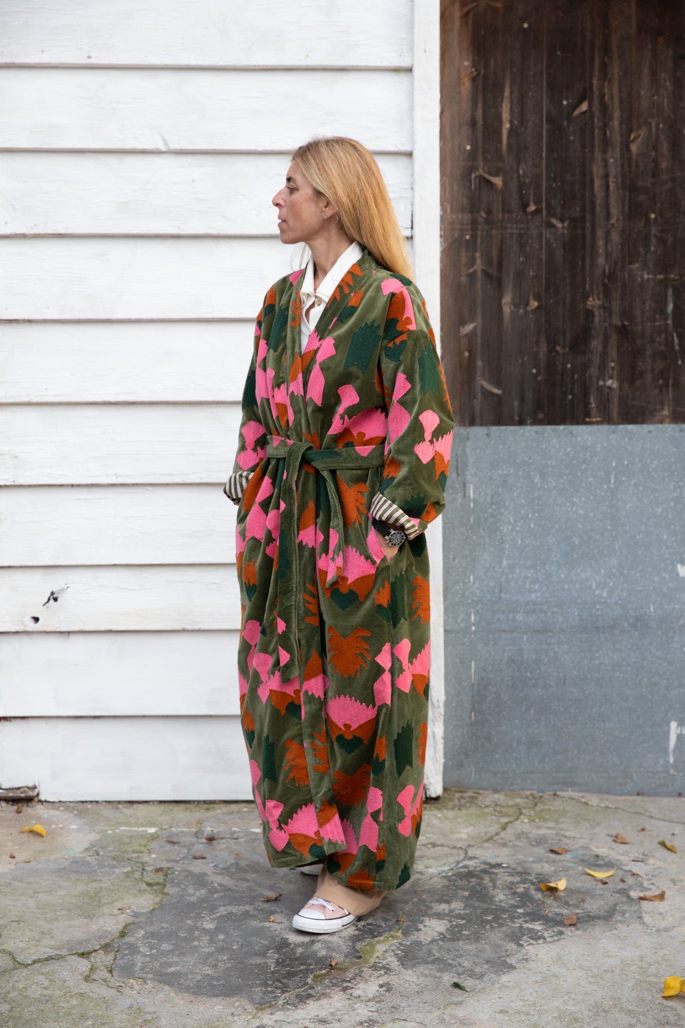 Velvet Embroidery Long Jacket