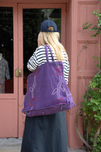 Carica l&#39;immagine nel visualizzatore di Gallery, Old Kantha Sac
