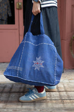 Carica l&#39;immagine nel visualizzatore di Gallery, Old Kantha Sac
