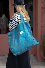Load image into Gallery viewer, Old Kantha Sac
