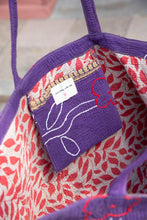 Carica l&#39;immagine nel visualizzatore di Gallery, Old Kantha Sac
