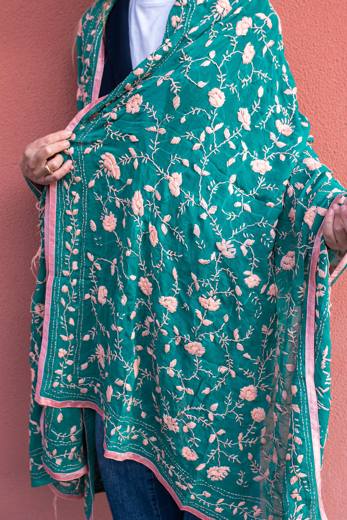 Shawl embroidered