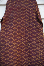 Load image into Gallery viewer, Saree quilted coat
