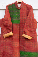 Charger l&#39;image dans la galerie, Saree quilted coat
