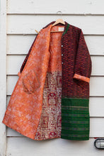 Load image into Gallery viewer, Saree quilted coat
