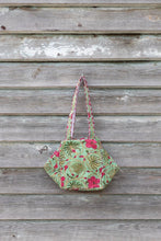 Load image into Gallery viewer, Hand block printed hand bag
