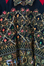 Charger l&#39;image dans la galerie, Embroidery Gurjarati Jacket
