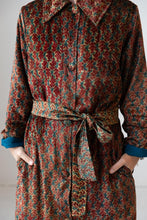 Load image into Gallery viewer, Meera Silk Velvet Coat
