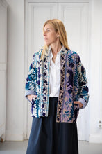 Cargar imagen en el visor de la galería, Kantha Embroidered Jacket
