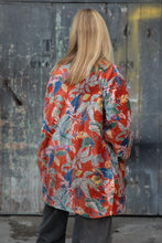 Load image into Gallery viewer, Short Velvet Kimono
