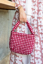 Load image into Gallery viewer, Quilted hand bag
