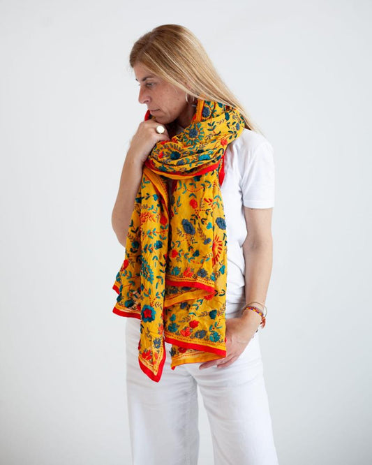 Shawl embroidered