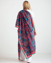 Load image into Gallery viewer, Shawl embroidered
