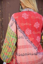 Cargar imagen en el visor de la galería, Silk Vintage Kantha kimono
