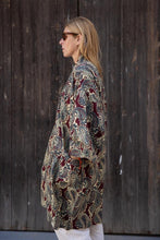 Load image into Gallery viewer, Cotton Oversize Kimono
