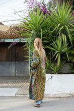 Cargar imagen en el visor de la galería, Long Kantha coat
