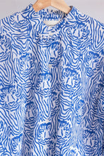 Load image into Gallery viewer, Tiger shirt blue
