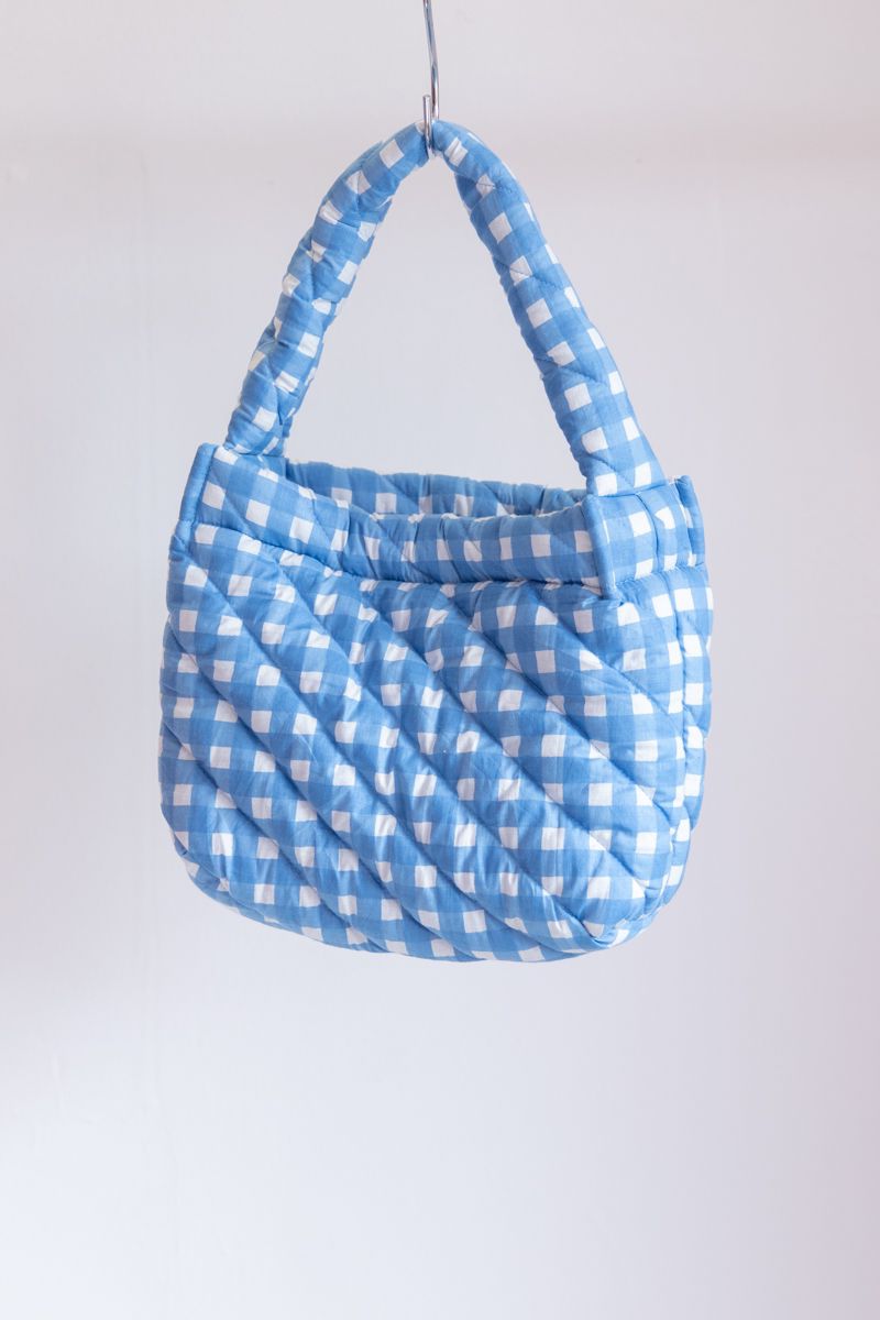 Quilted hand bag