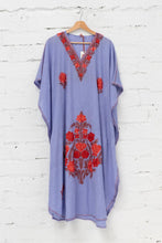 Load image into Gallery viewer, Long embroidered kaftan
