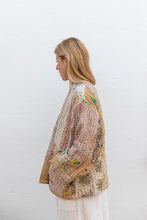 Carica l&#39;immagine nel visualizzatore di Gallery, KANTHA PATCHWORK JACKET
