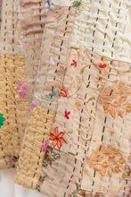 Carica l&#39;immagine nel visualizzatore di Gallery, KANTHA PATCHWORK JACKET
