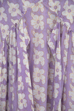 Cargar imagen en el visor de la galería, MAGNOLIAS PURPLE DRESS
