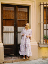 Cargar imagen en el visor de la galería, MAGNOLIAS PURPLE DRESS
