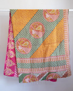 Old kantha pareo