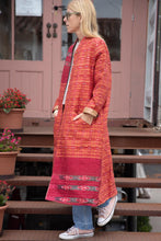 Cargar imagen en el visor de la galería, Saree quilted coat
