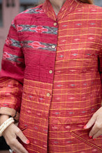 Cargar imagen en el visor de la galería, Saree quilted coat
