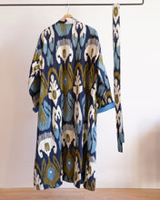 Cargar imagen en el visor de la galería, Blue Capri cotton embroidery ikat kimono
